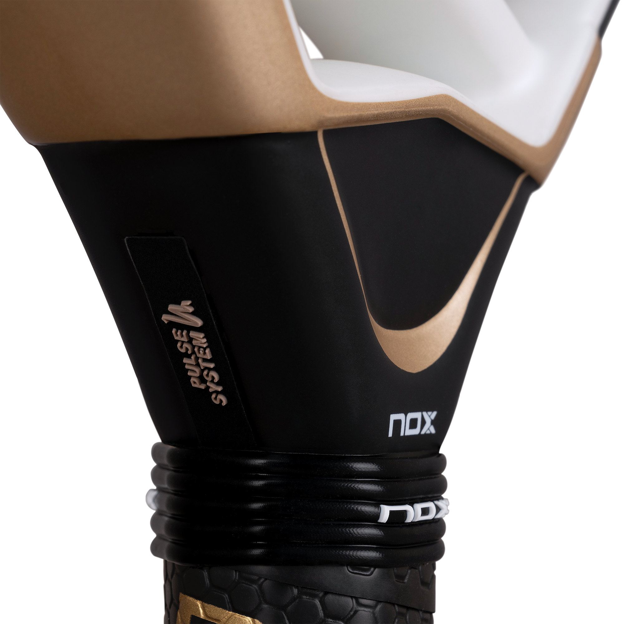 AT10 Luxury Genius 18K Alum 2026 by Agustín Tapia